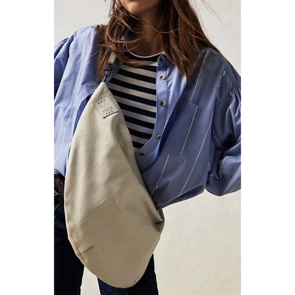 We The Free People Waverly Sling Bag Shoulder Crossbody Purse Ivory White Hobo - Picture 2 of 13